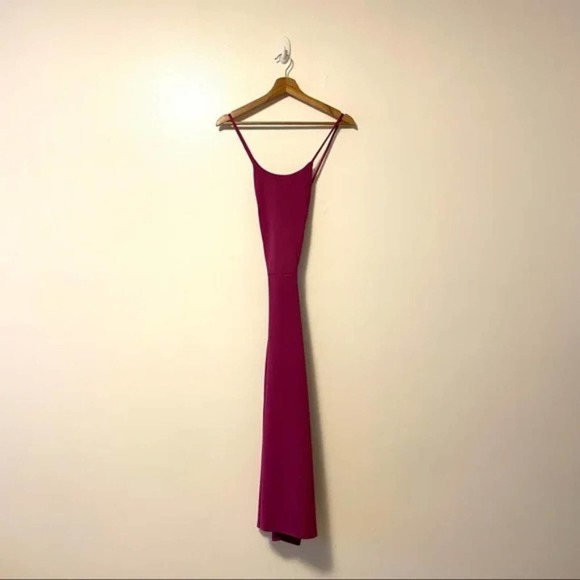 Lulus True Passion Magenta Cutout Bodycon Midi Dress size medium new!!! - Picture 7 of 13